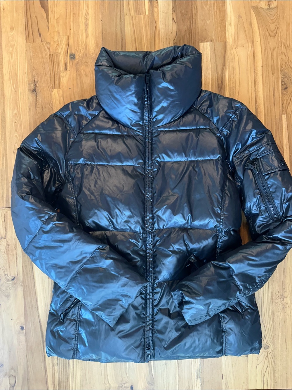 SAM. New York Freestyle Down Puffer Jacket – Size Medium – Shiny Black